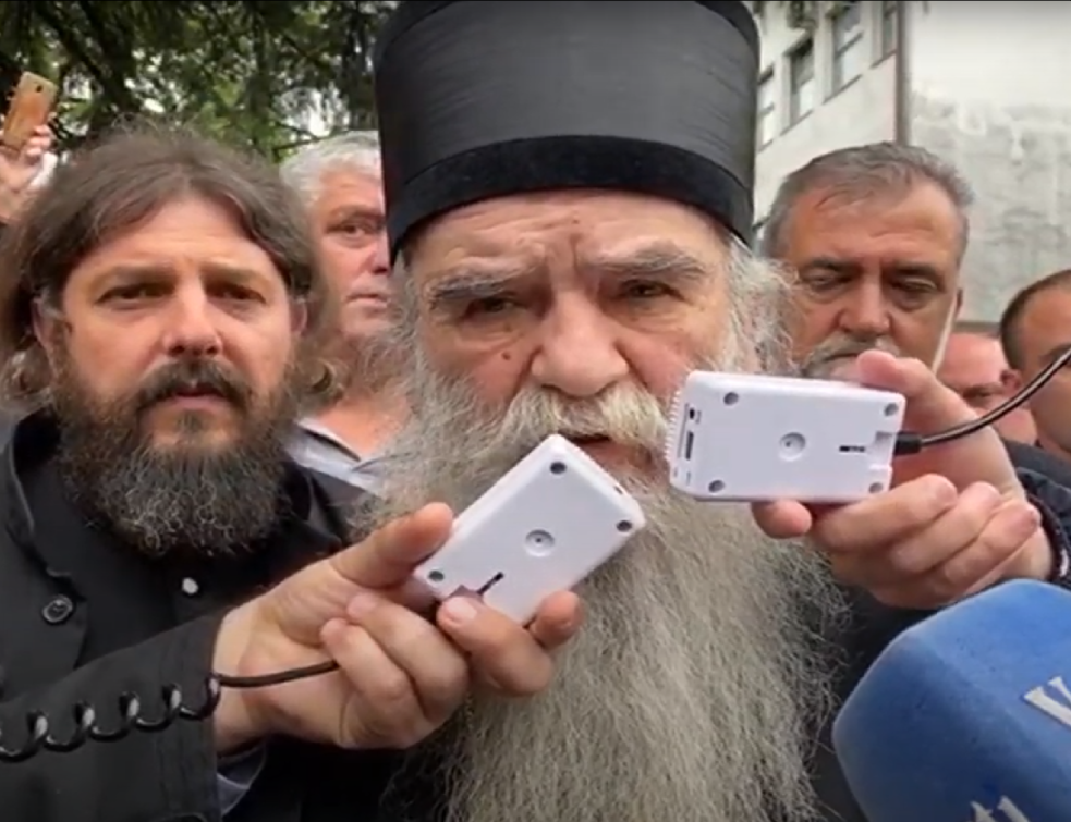 Amfilohije upozorava: Crnogorska vlast izaziva i priprema građanski rat (VIDEO)